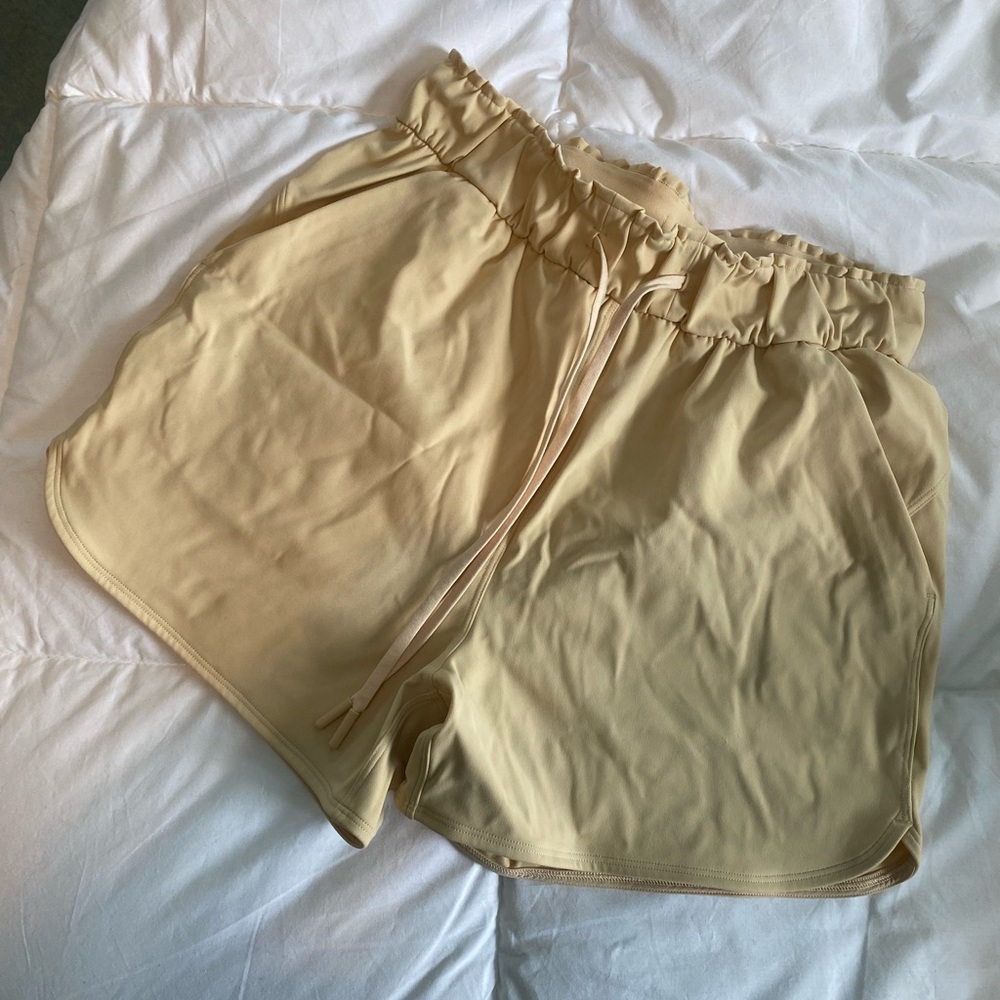 lululemon high rise stretch shorts